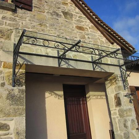 Marquise volute et verre