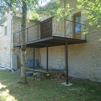 Terrasse et garde corps effet rouille