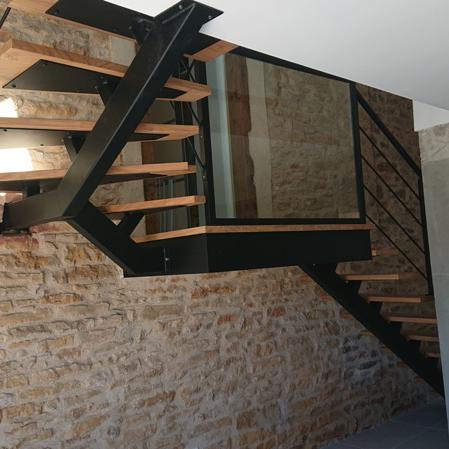 Escalier limon central 06