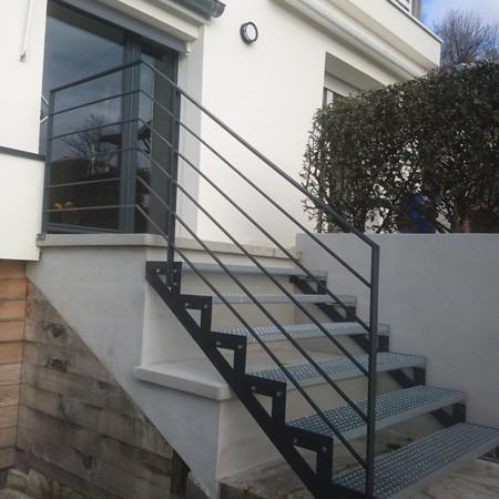 Escalier limon latéraux 02